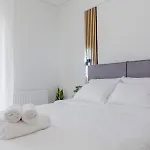 G&j Minimal House
