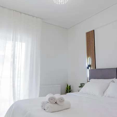 G&j Minimal House Apartament Tríkala