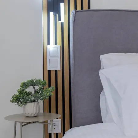 G&j Minimal House * Tríkala