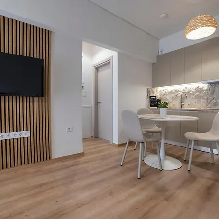 G&j Minimal House Apartament *