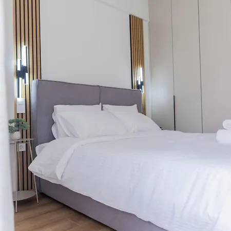 G&j Minimal House Apartament Tríkala