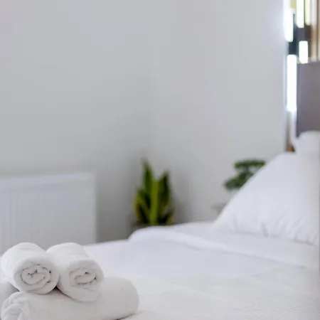 G&j Minimal House Apartament