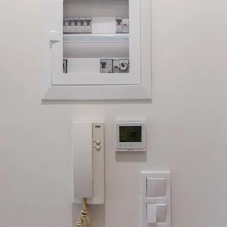 G&j Minimal House Tríkala