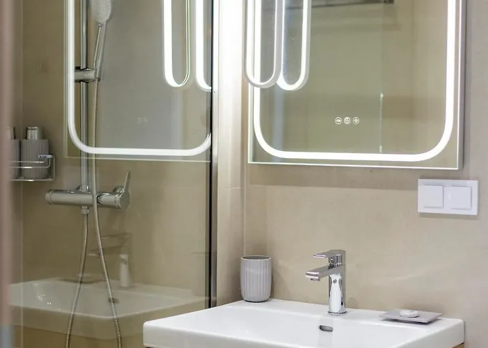 G&j Minimal House Lägenhet Tríkala